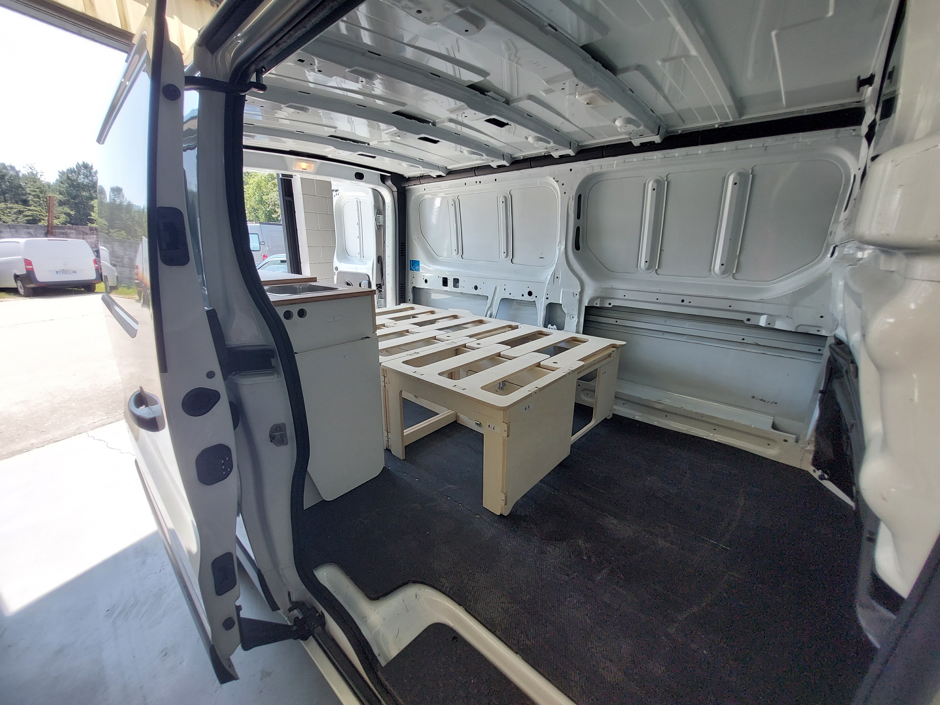 Mueble módulo camper Ford Transit Custom –