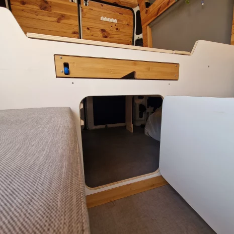 C001 universal cama con mesa extensible (4) C001 universal cama con mesa extensible (4)