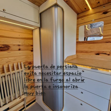 Ducha Gran Volumen con Persiana (10) Ducha Gran Volumen con Persiana (10)