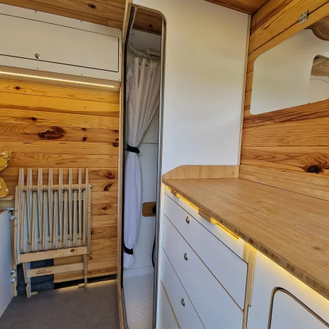 Ducha Gran Volumen con Persiana (8) Ducha Gran Volumen con Persiana (8)