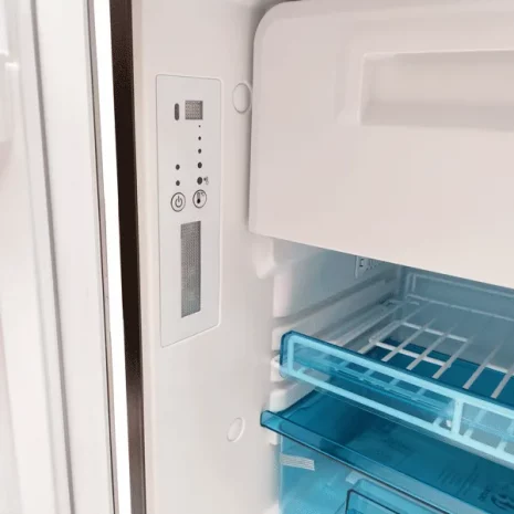 Nevera CoolZone RV50L (6) Nevera CoolZone RV50L (6)